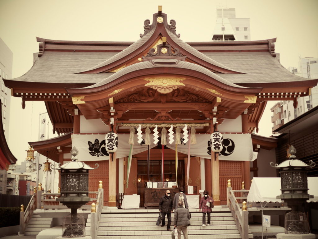水天宮 正面 | 作例 | OLYMPUS 25mm/F1.8